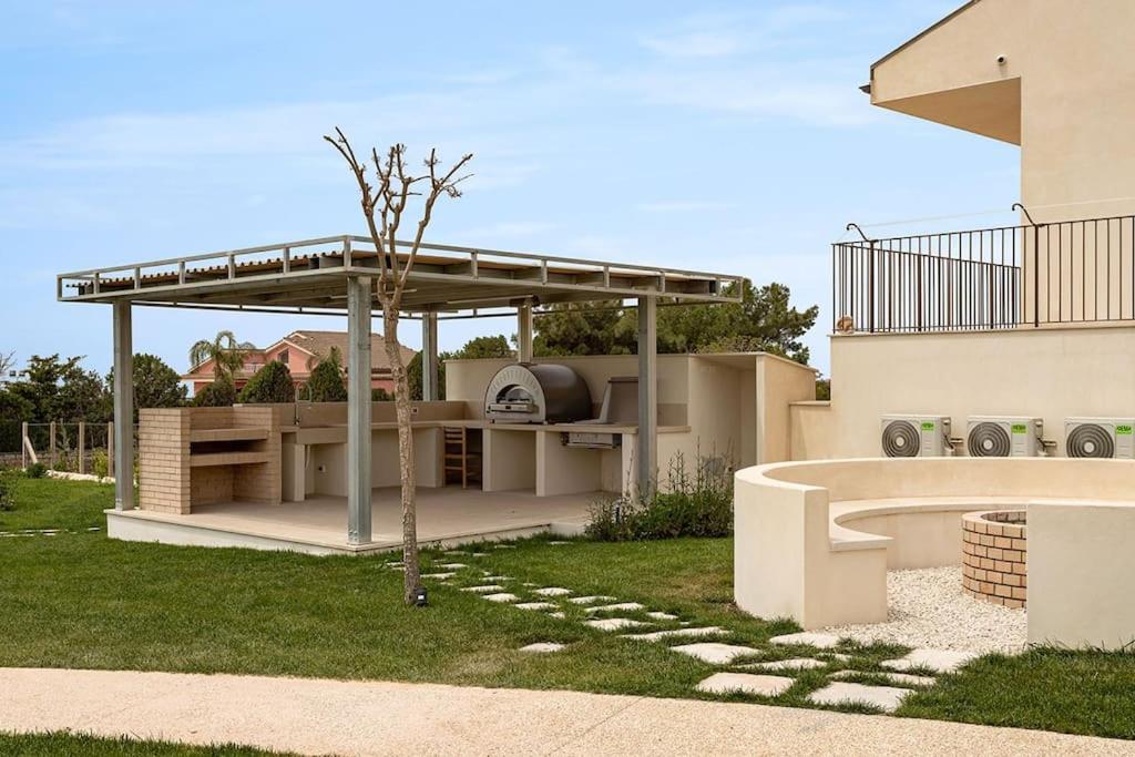Villa Paradiso With Private Pool, Bbq Area, Huge Garden And Free Parking Modica Bagian luar foto